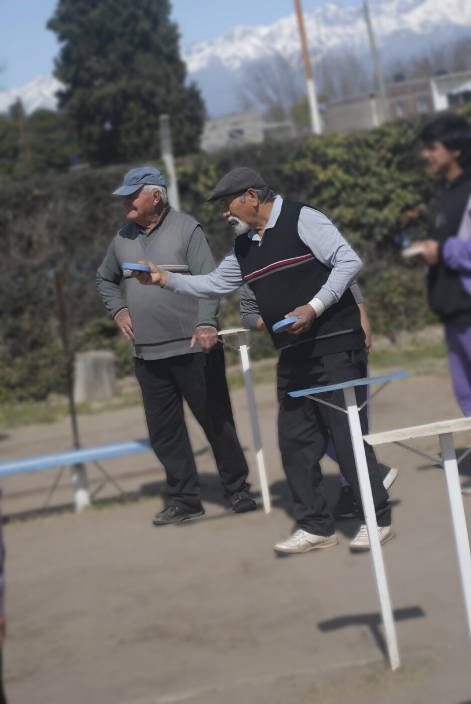 Participantes de tejo en la Semana Estudiantil
